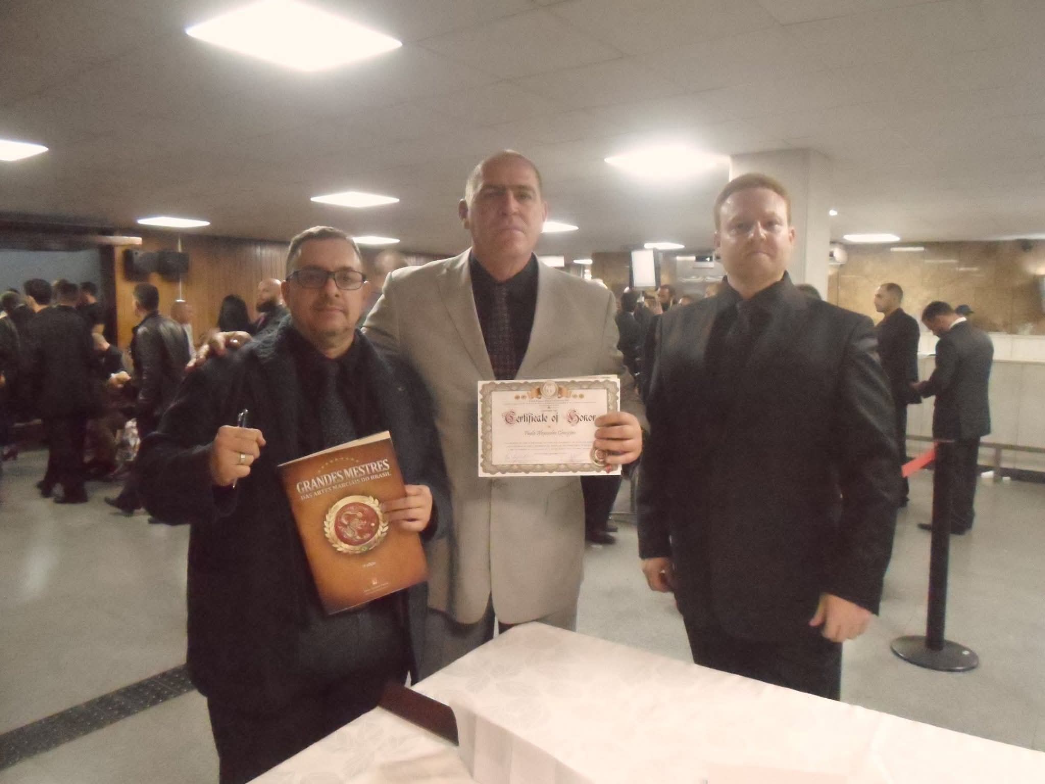 Sensei Chrispim entre grandes mestres das artes marciais